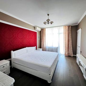 Андрія Верхогляда вул. (Михайла Драгомирова), 16