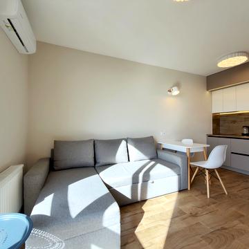 Рудненська вул. (Білогорська), 8-Д