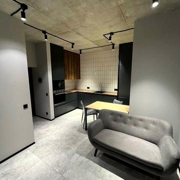 Тиводара Легоцького вул., 80