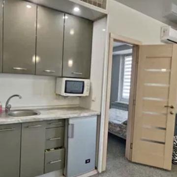 Олександра Поля просп. (Кірова), 27-Д