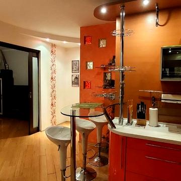 Кубанської України вул. (Маршала Жукова), 31