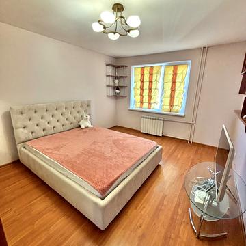 Оноре де Бальзака вул., 6