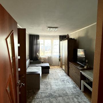 Пасічна вул., 96