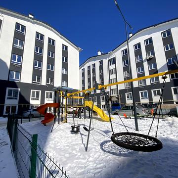 Теплична вул., 62