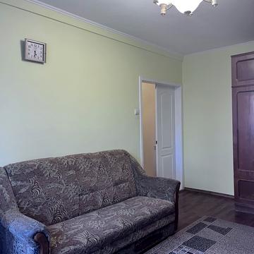 Кримська вул., 68