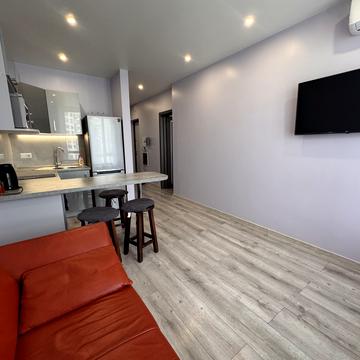 Зарічна вул., 2 к1