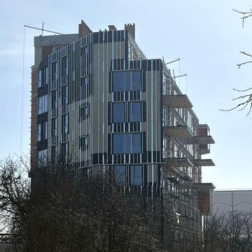 Володимира Навроцького вул., 69