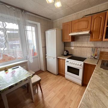 Голосіївський просп. (40-річчя Жовтня), 19