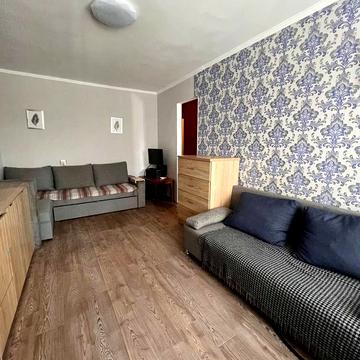 Левка Лукяненка просп. (Рокоссовського), 45-А