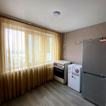 Дарницький бульв., 7