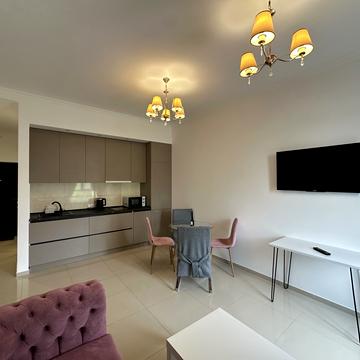 Жилянська вул., 68