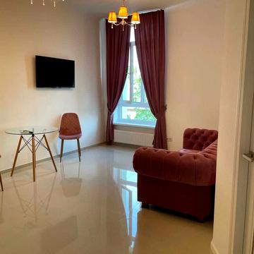 Жилянська вул., 68