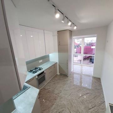 Малоголосківська вул., 16а