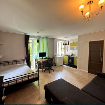 Костя Гордієнка пров., 3