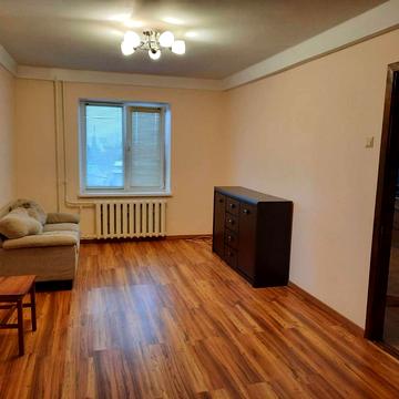 Автозаводська вул., 27