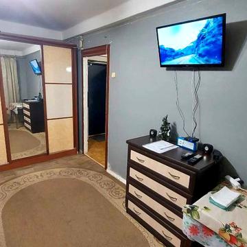 Алішера Навої просп., 61