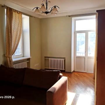 Лютеранська вул., 21