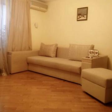 Писаржевського вул., 2