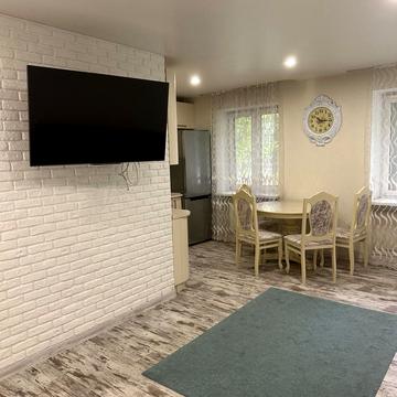 Академіка Шалімова вул. (Героїв Севастополя), 44/10