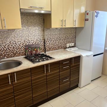 Вацлава Гавела бульв. (Івана Лепсе), 37