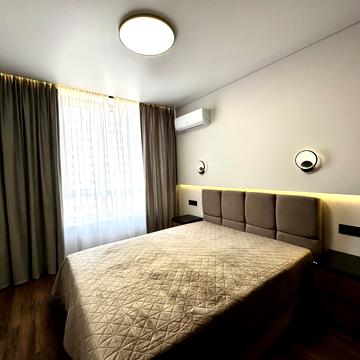 Всеволода Змієнка вул., 15/23