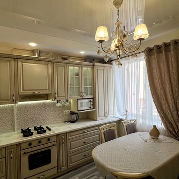 Одеська вул., 3/6