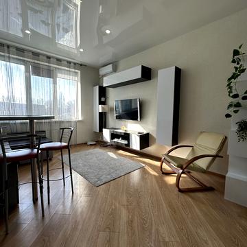 Лісова вул., 24