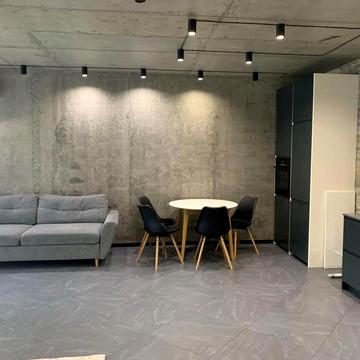 Ділова вул. (Димитрова), 2-Б