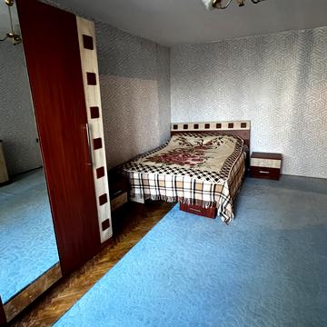 Євгена Коновальця вул., 132а