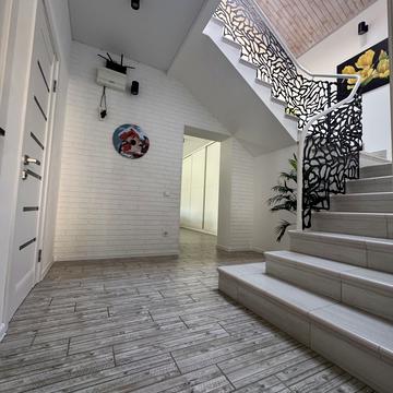 Світла вул., 18/24а