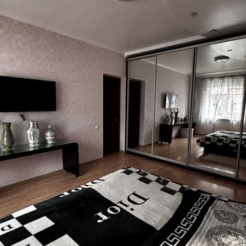 Адміральський просп., 20