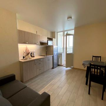 Приміська вул., 24