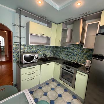 Олександра Кониського вул., 34