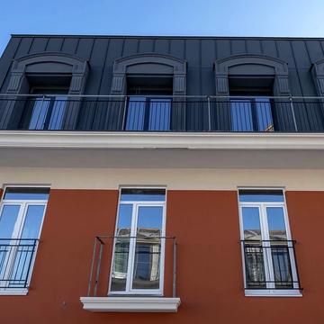 Люстдорфська дорога вул., (Будинок)