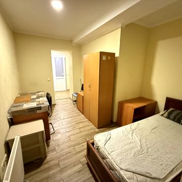 Борщагівська вул., 143-Б