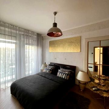 Тараса Шевченка бульв., 2