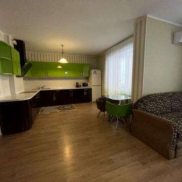 Ревуцького вул., 9