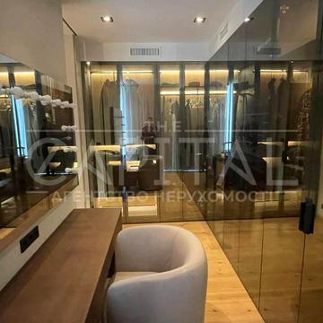 Джона Маккейна вул. (Івана Кудрі), 7