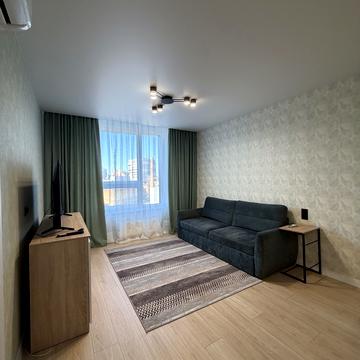 Кудрявська вул., 24а