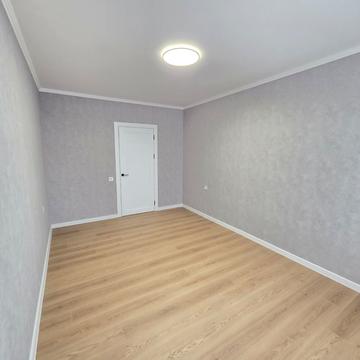 Вячеслава Чорновола вул., 14/16