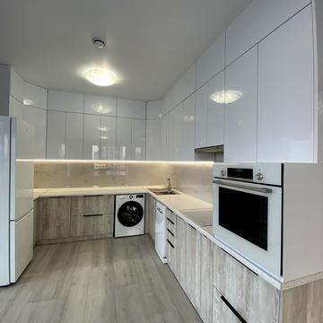 Ґарета Джонса вул. (Сімї Хохлових), 12-А