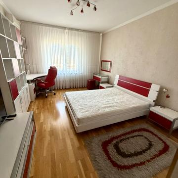 Левка Лукяненка вул. (Маршала Тимошенка), 15-Г