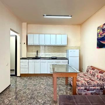 Мечникова вул., 38