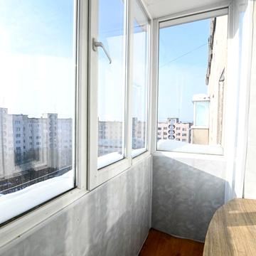 Андрія Мельника вул., 8