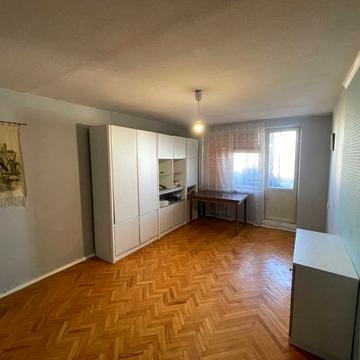 Генерала Генадія Воробйова вул. (Курська), 12-Б