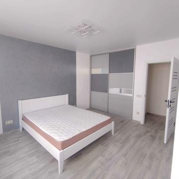 Пасічна вул., 171