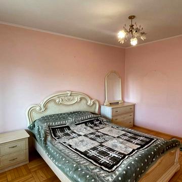 Іцхака Рабіна вул., 27