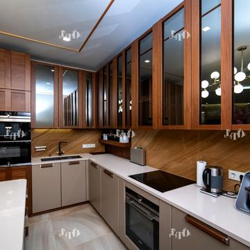 Саперне Поле вул., 12