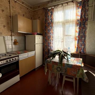 Велика Васильківська вул. (Червоноармійська), 132