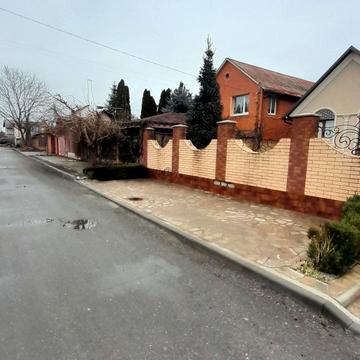 Черняхівського вул.